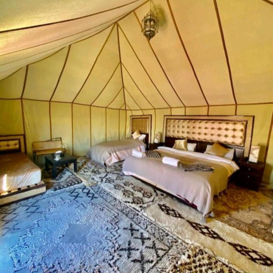 Family Luxury Glamping Hotel เมอร์ซูกา ภายนอก รูปภาพ