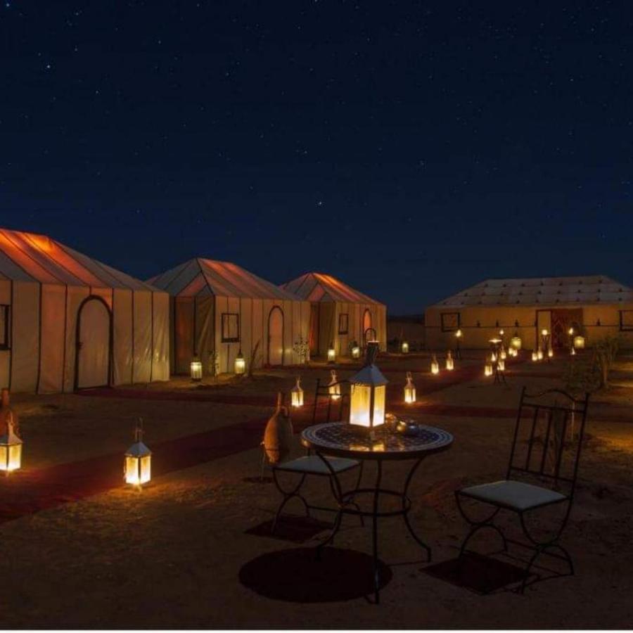 Family Luxury Glamping Hotel เมอร์ซูกา ภายนอก รูปภาพ