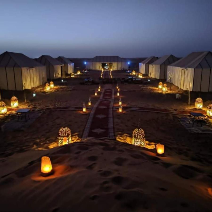 Family Luxury Glamping Hotel เมอร์ซูกา ภายนอก รูปภาพ